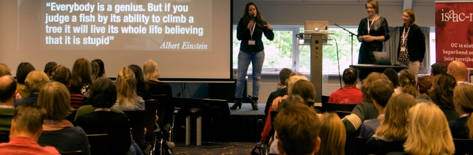 Willemijn op het podium tijdens de Isaac NF congres 2018